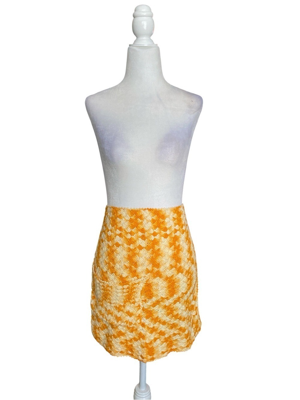Vintage 70’s Handwoven Yellow-White Knit half apron
